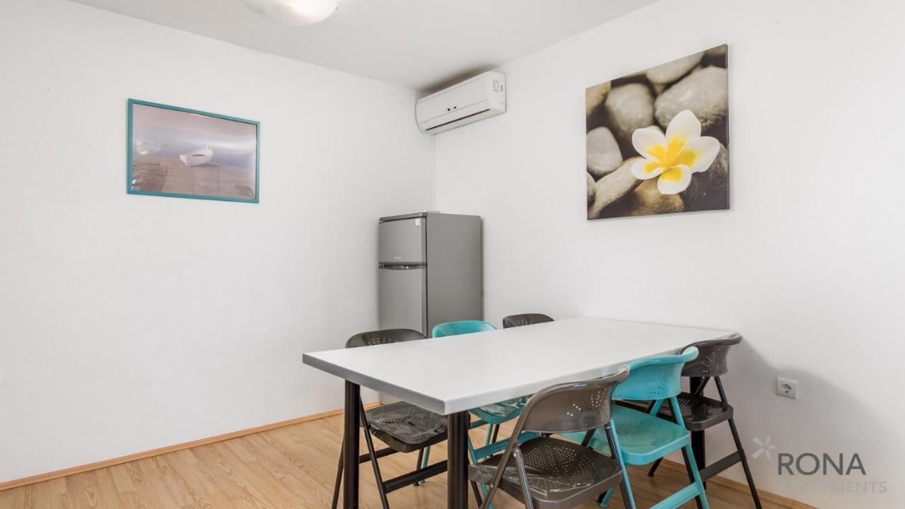 Rona Apartment Zrinka Poreč Dış mekan fotoğraf